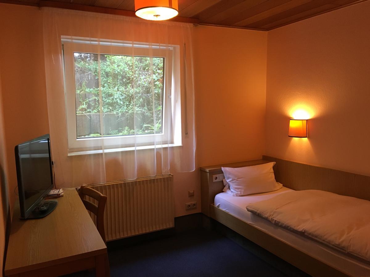 Zip Hotel Lingenfeld المظهر الخارجي الصورة