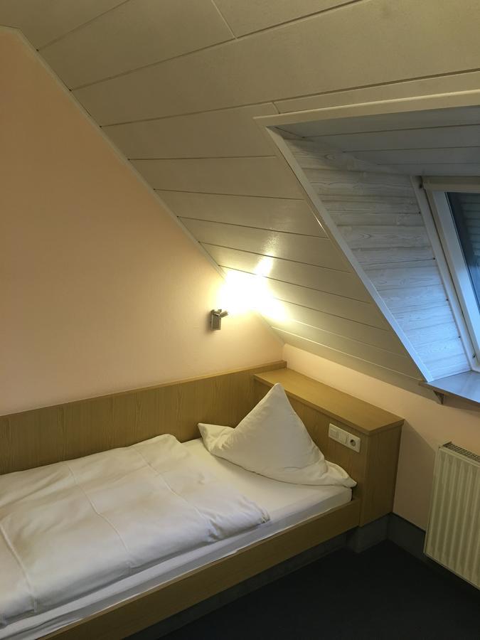 Zip Hotel Lingenfeld المظهر الخارجي الصورة