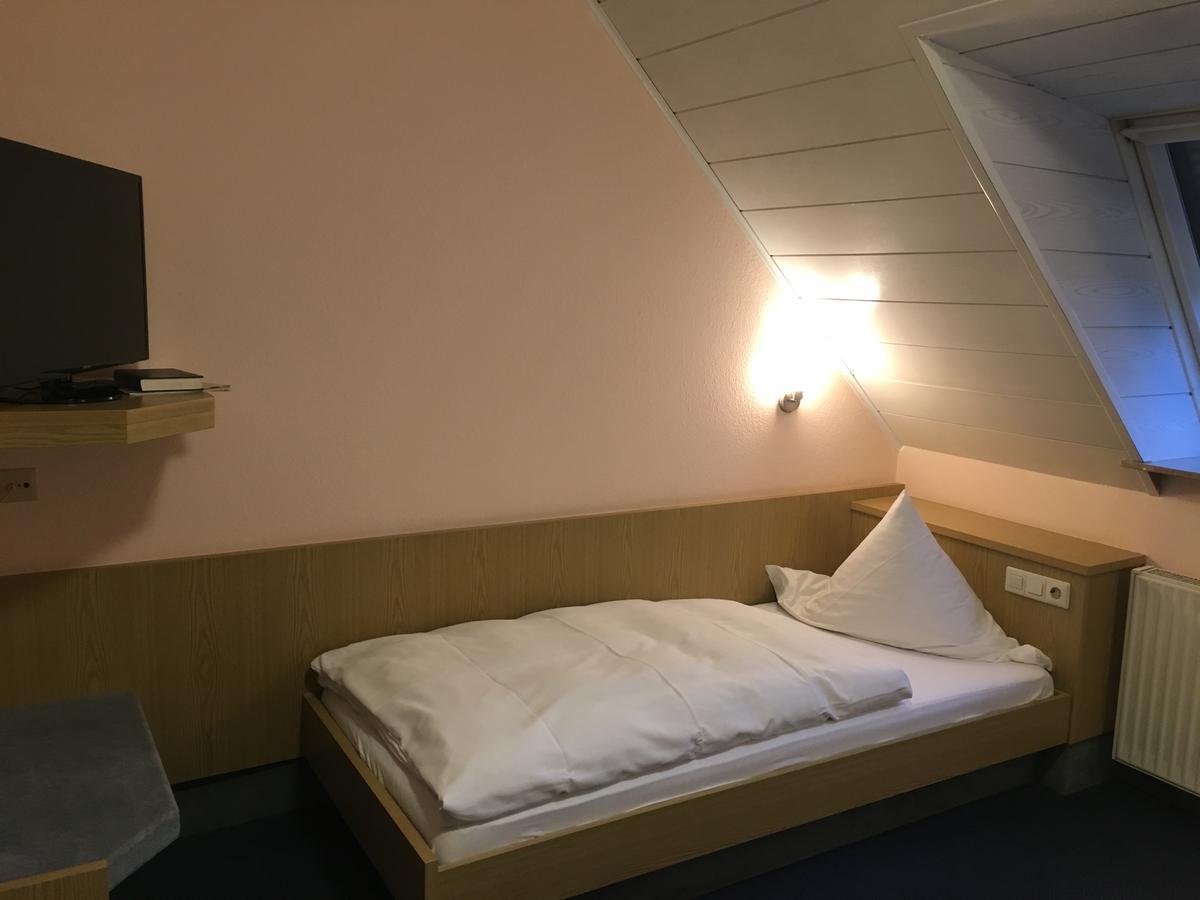 Zip Hotel Lingenfeld المظهر الخارجي الصورة