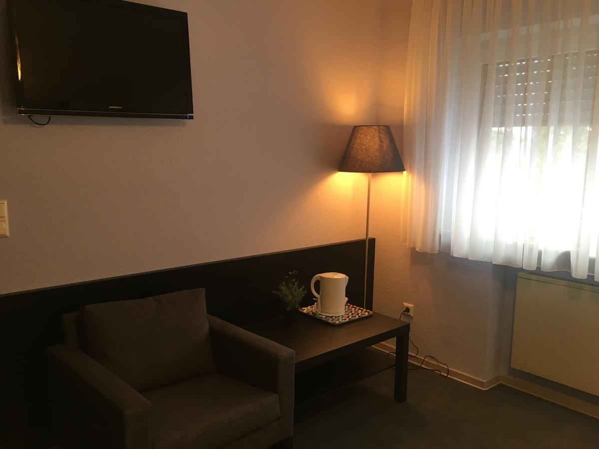 Zip Hotel Lingenfeld المظهر الخارجي الصورة