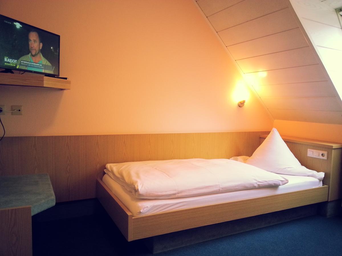 Zip Hotel Lingenfeld المظهر الخارجي الصورة