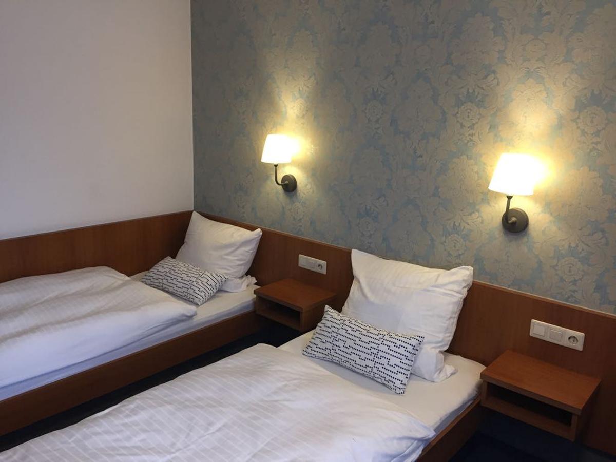 Zip Hotel Lingenfeld المظهر الخارجي الصورة